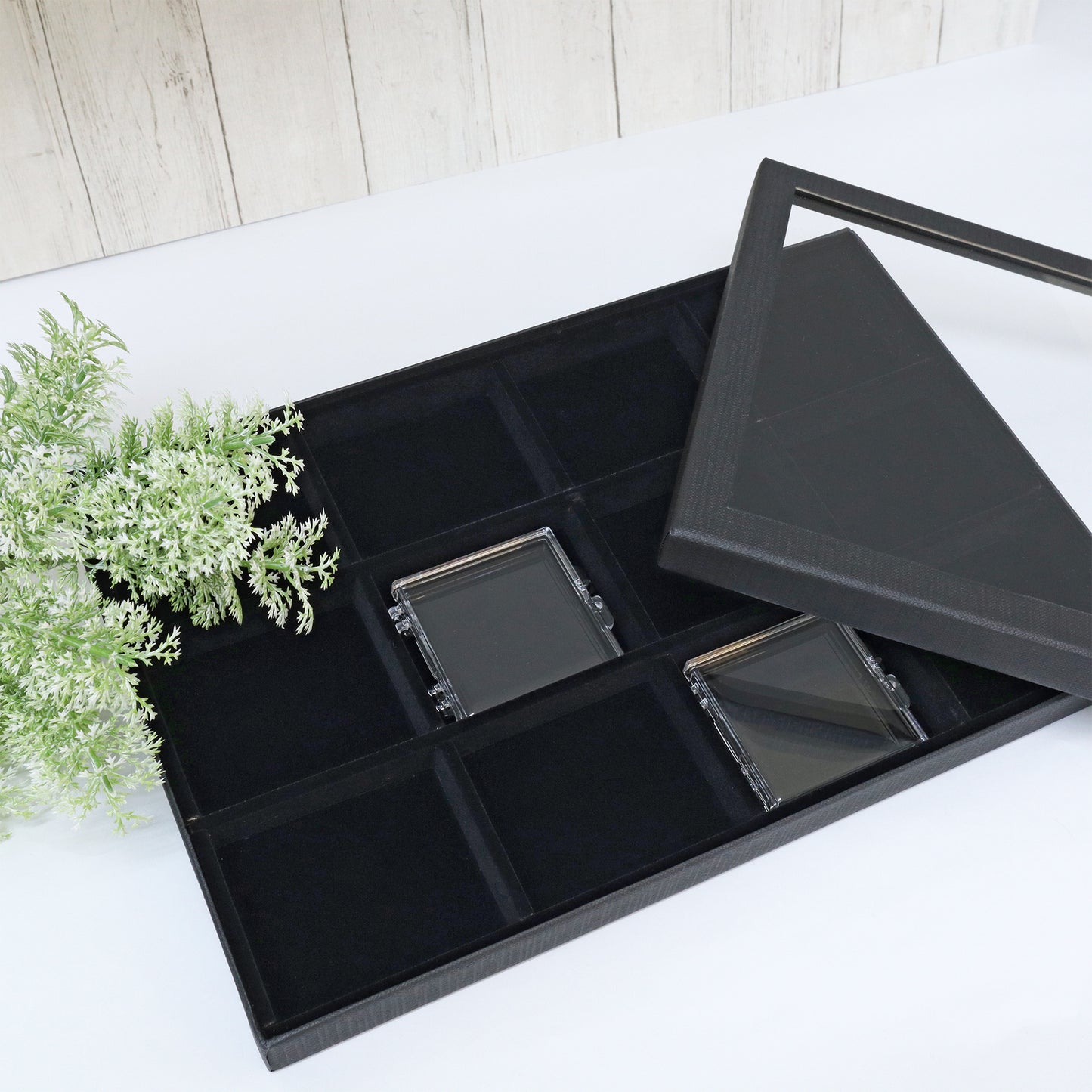 PAPER BOX WITH WINDOW FOR GEL CASE